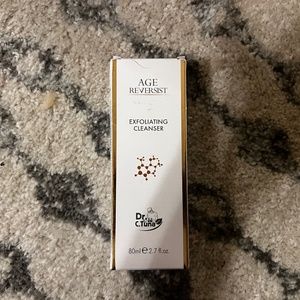 Dr C Tuna Exfoliating Cleanser